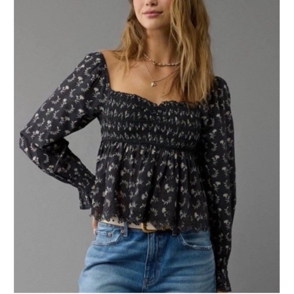 NWT AMERICAN EAGLE Long-Sleeve Smocked Navy Babydoll Blouse Bohemian Size M